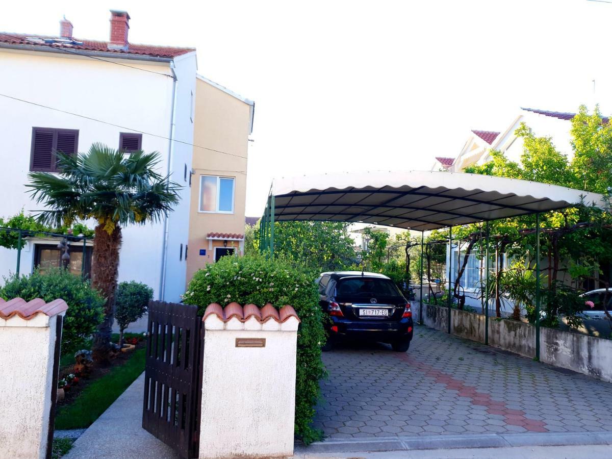 Apartments Oliva Vodice Bagian luar foto